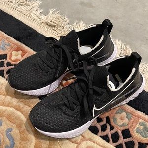 Nike Infinity React Flyknit